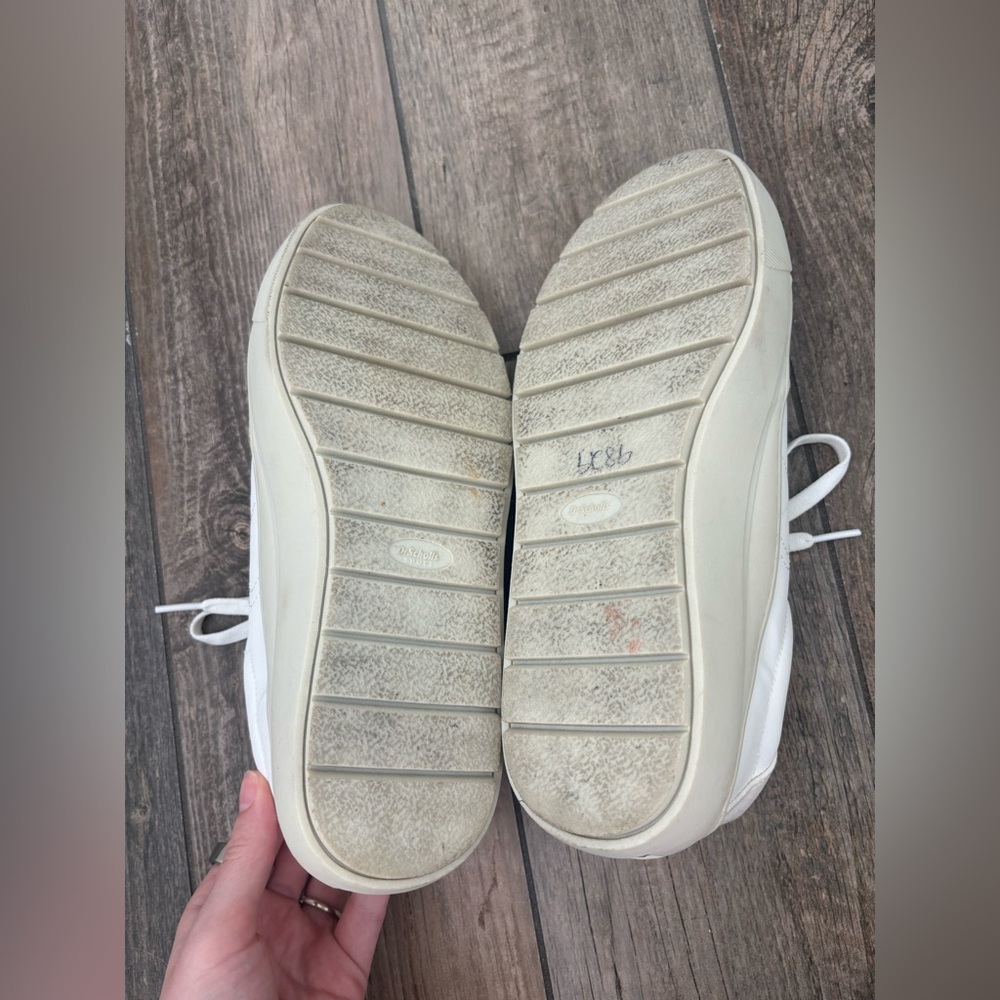 Dr. Scholl's Time Off Win Sneakers - Picture 7 of 9